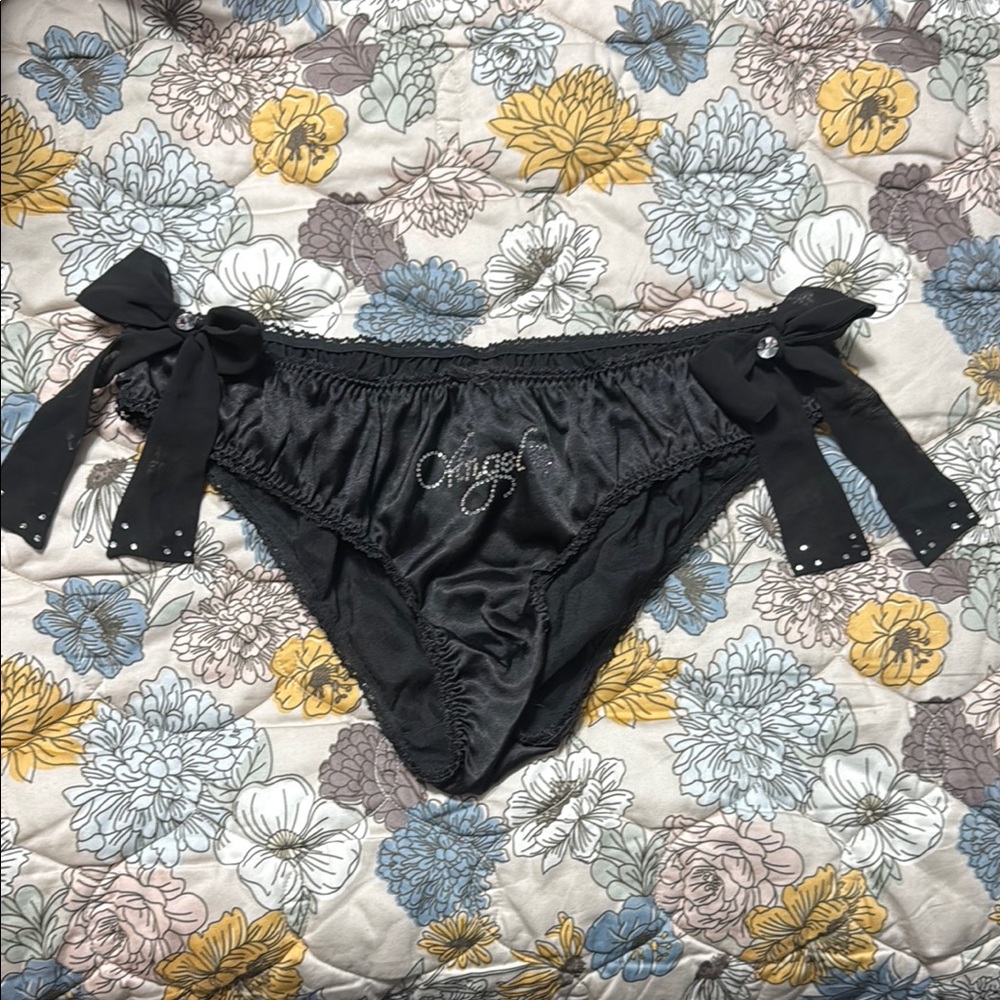 Victoria Secret Angel Black Satin Bow Tie Panties